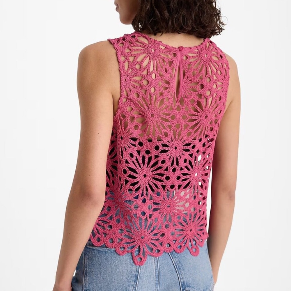 Express rose pink crochet crop tank floral size: L - Picture 2 of 10
